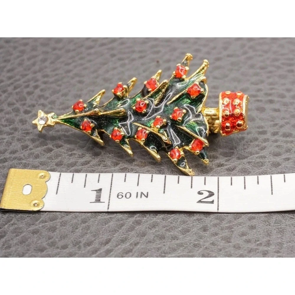 Vintage Christmas Tree Holiday Brooch Pin Red Rhinestone Green Enamel Gold Tone
